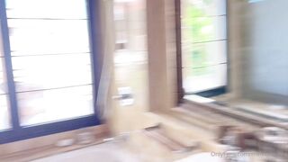 Alann fucks Melvin Moore in the Bathroom