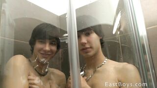 Aston Twins - Shower Pissing