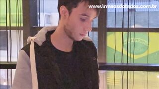 Amigos De Quarto / Room Friends