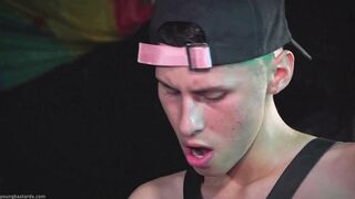 Sandwich Fuckers Share Their Loads